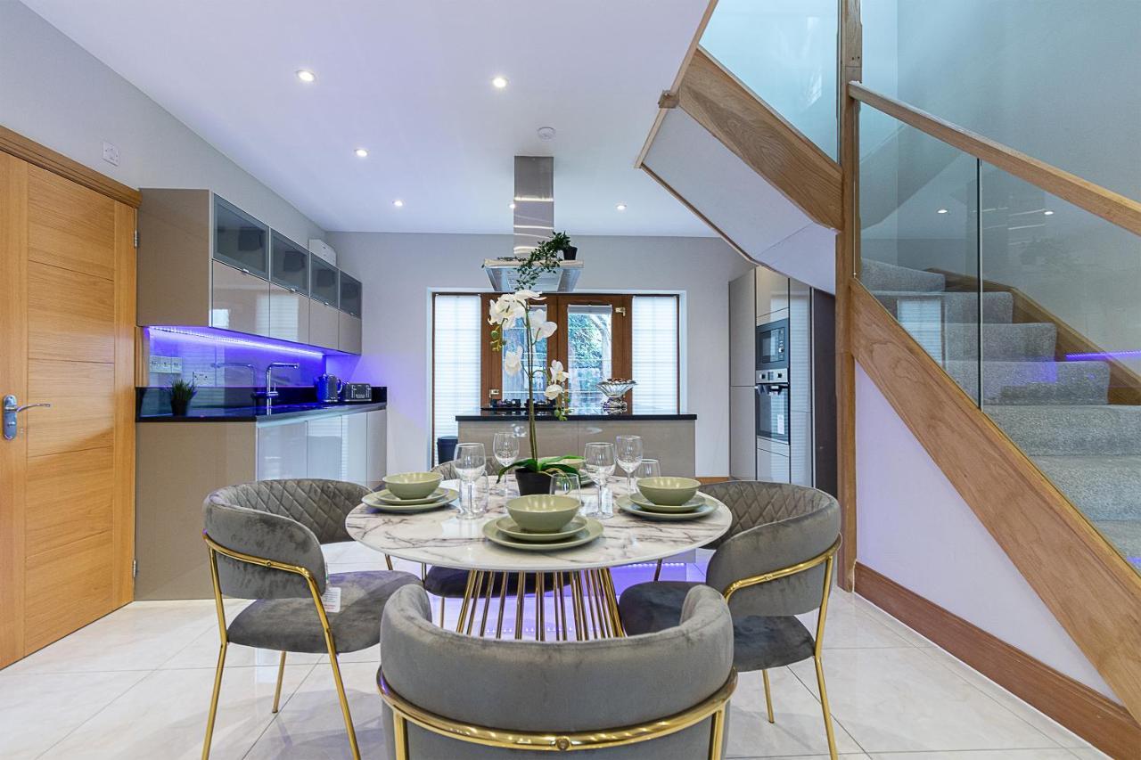 Boutique Green Acre Views 斯劳 外观 照片
