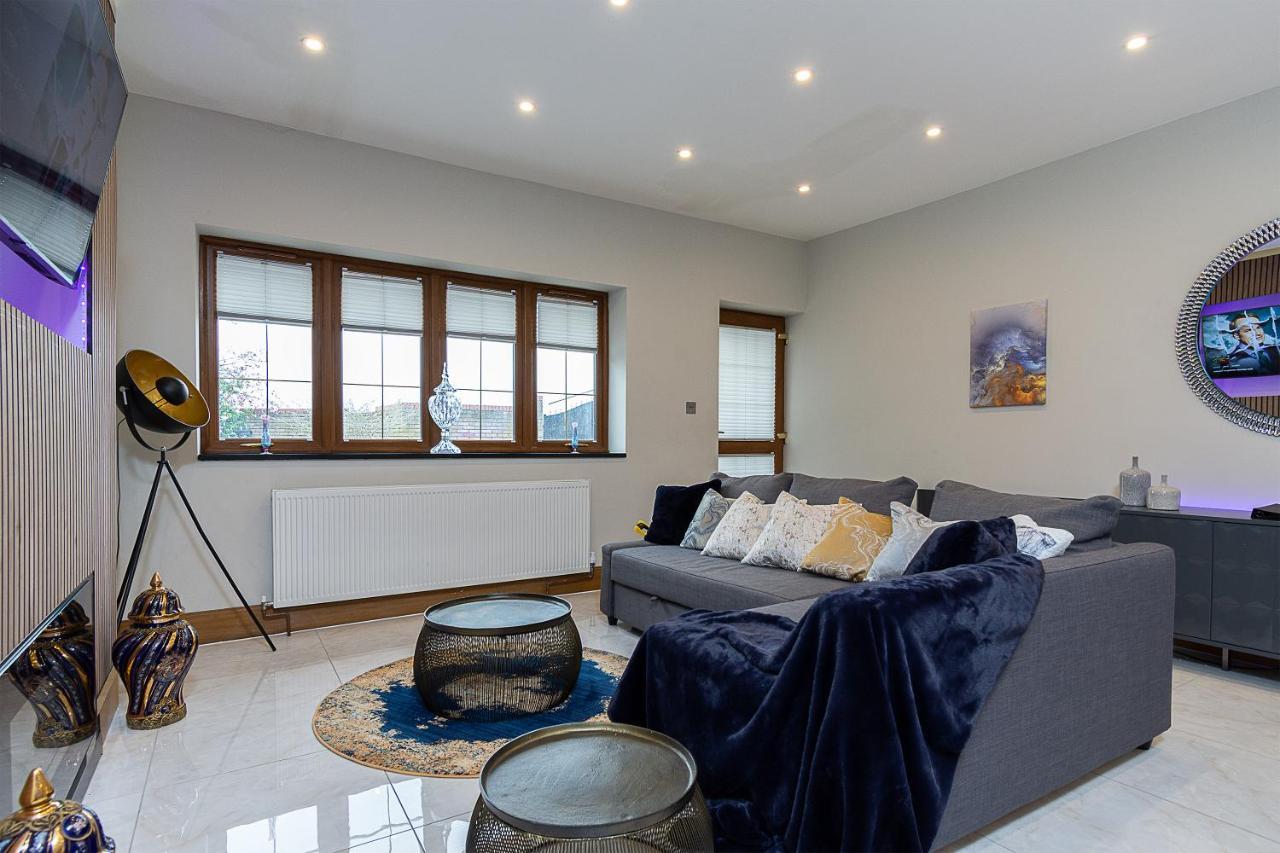 Boutique Green Acre Views 斯劳 外观 照片