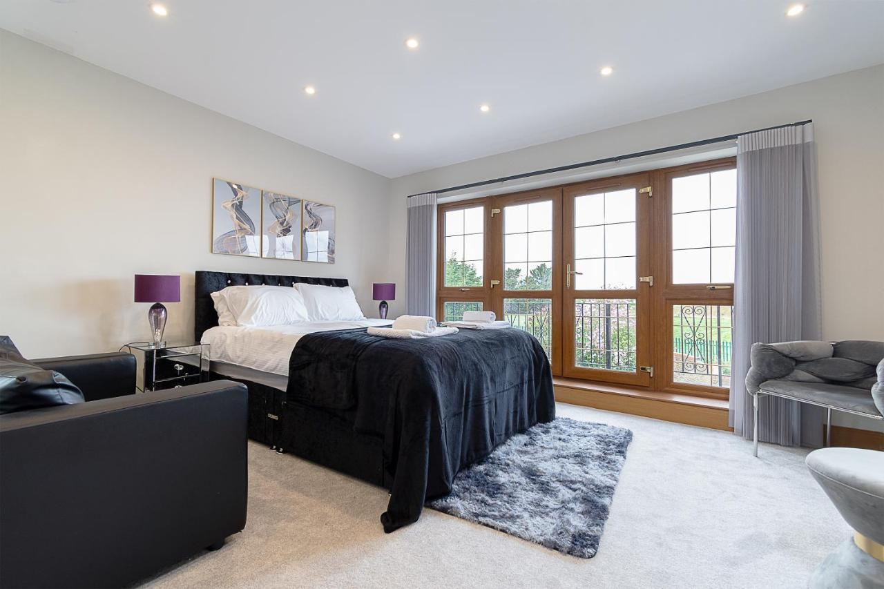 Boutique Green Acre Views 斯劳 外观 照片